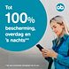 OB Extra Protect Tampons Normal 16ST model met mobiel in handen OB Extra Protect Tampons Normal 16ST model met mobiel in handen