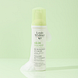 Louis Widmer Skinappeal Reinigende Mousse Zonder Parfum 150ML Licht groene achtergrond met product Louis Widmer Skinappeal Reinigende Mousse Zonder Parfum 150ML Licht groene achtergrond met product