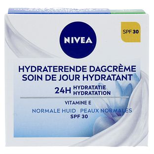 Nivea Essentials Hydraterende Dagcrème SPF 30 1ST Nivea Essentials Hydraterende Dagcrème SPF 30 1ST