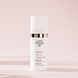 Louis Widmer Nutriderm Pigmacare® Serum Zonder Parfum 30ML Lichtroze achtergrond met product