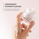 Louis Widmer Nutriderm Pigmacare® Nachtcrème Zonder Parfum 50ML handmodel met pot en toefje créme op hand