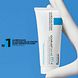 La Roche-Posay Cicaplast B5+ Ultra Repairing Soothing Balm 100ML een hand die de tube vasthoudt