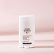 Louis Widmer Deo Dry Stick Antiperspirant Licht Geparfumeerd 50ML Lichtroze achtergrond met stick