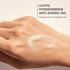 Louis Widmer Proderm Oogomtrekgel Licht Geparfumeerd 15ML handmodel met toefje gel Louis Widmer Proderm Oogomtrekgel Licht Geparfumeerd 15ML handmodel met toefje gel