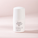 Louis Widmer Deo Roll-on Antiperspirant Zonder Parfum 50ML  Lichtroze achtergrond met product