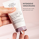Louis Widmer Handcrème Zonder Parfum 75ML Handmodel met product