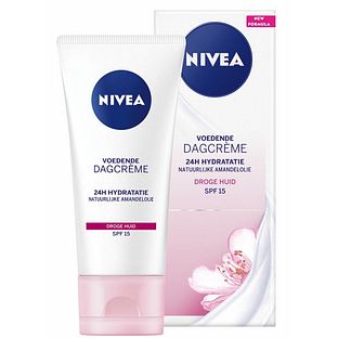 Nivea Essentials Voedende Dagcrème SPF15 50ML Nivea Essentials Voedende Dagcrème SPF15 50ML