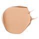 Dr. Hauschka Foundation Almond 02 30ML textuur en kleur product