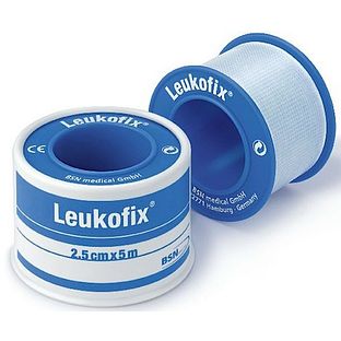 Leukoplast Leukofix 2.5cm x 5m 1ST Leukoplast Leukofix 2.5cm x 5m 1ST